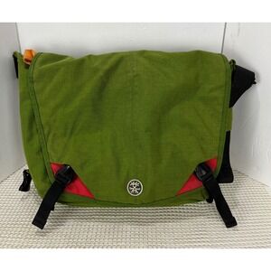 Crumpler The Part And Parcel Messenger 20" Bag Green Ripstop Liner Laptop